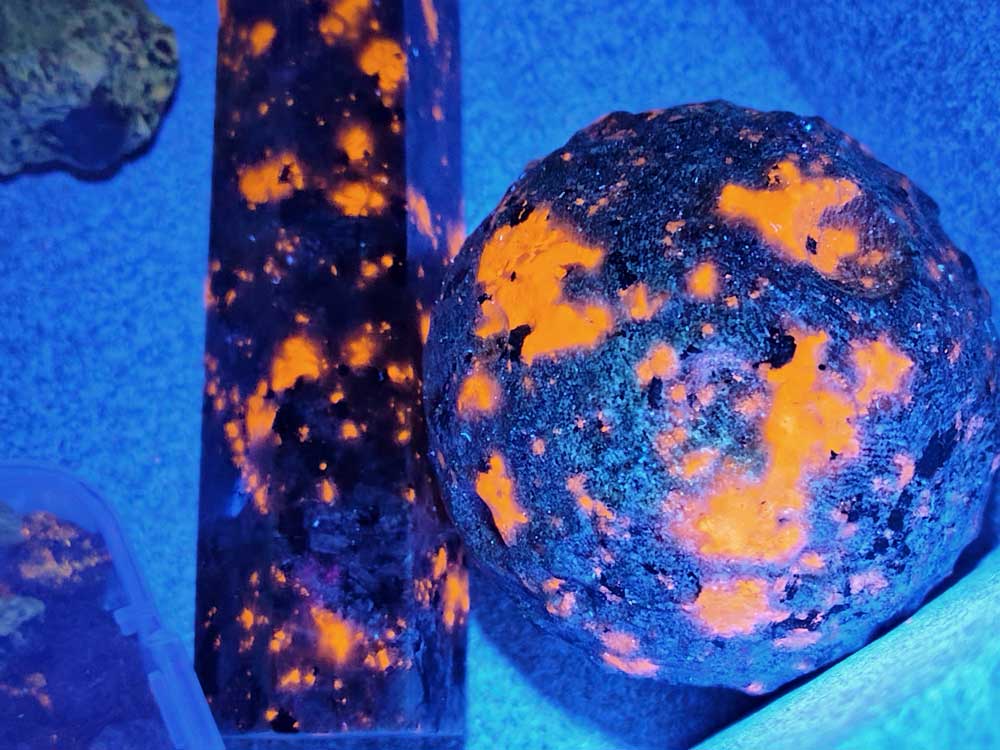 Yooperlite igneous rock